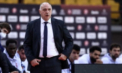 Παναθηναϊκός ΟΠΑΠ και Ολυμπιακός ευχήθηκαν ταχεία ανάρρωση στον Πάμπλο Λάσο (photo)