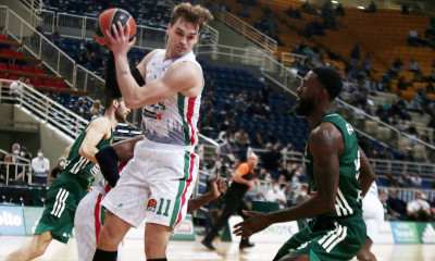 Αλλάζει τα δεδομένα ο πρόεδρος της Ούνικς Καζάν: «Θέλει να μείνει ο Χεζόνια»