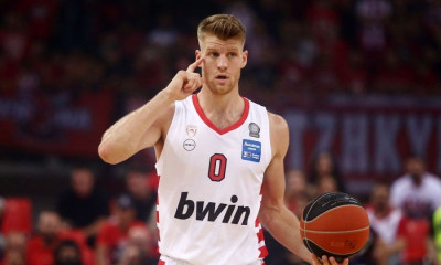 Ουόκαπ: «Είμαστε πεινασμένοι - Το μόνο που σκεφτόμαστε είναι η κατάκτηση του τίτλου» (video)