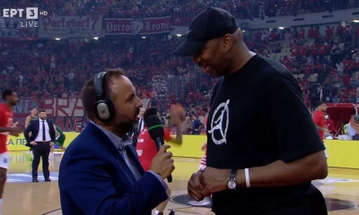 Βιν Μπέικερ: «Ευλογημένοι που δουλεύουμε με τον Γιάννη Αντετοκούνμπο, προπονούμαστε σε ΣΕΦ και ΟΑΚΑ»