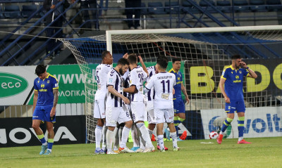 Απόλλων Σμύρνης: «Πωλητήριο» στην «Ελαφρά Ταξιαρχία»