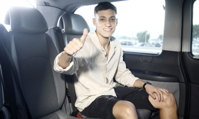 ΠΑΟΚ: Έφτασε στη Θεσσαλονίκη ο Κουαλιάτα - «Πάμε ΠΑΟΚάρα» (video+photos)