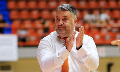 Γιατράς: «Το παιχνίδι κρίθηκε στο πρώτο ημίχρονο» (video)