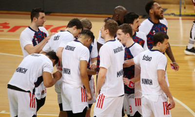 Έχει σφυγμό η Μπάγερν - Νίκησε την Άλμπα και μείωσε σε 2-1