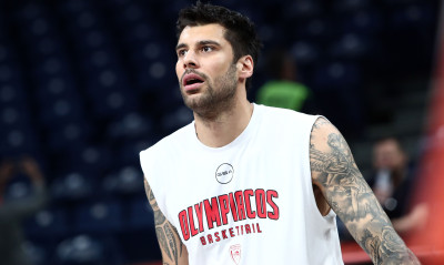 Ολυμπιακός: Τέλος εποχής για Γιώργο Πριντέζη - Οι μεγάλες στιγμές της καριέρας του