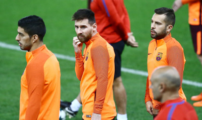 Το διασκέδασε η παλιοπαρέα της Μπαρτσελόνα!