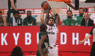 Ολυμπιακός: Η παρακάμερα από τον τρίτο τελικό στο ΣΕΦ (video)