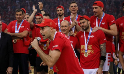 Σλούκας: «Είναι ωραίο όταν τελειώνεις τη δουλειά με τον σωστό τρόπο» (photo)