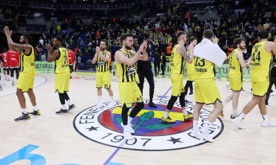 Φενέρμπαχτσε: Ανακοίνωσε τον Μότλεϊ και τρία διαζύγια