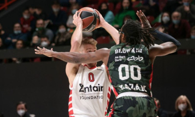 Ρεάλ Μαδρίτης: «Φαβορί για τη θέση "1" Χένρι και Μπράουν»