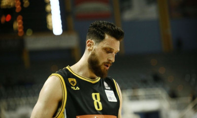 AEK: Αποχαιρέτησε και ευχαρίστησε τους «κιτρινόμαυρους» ο Ράουτινς (photo)