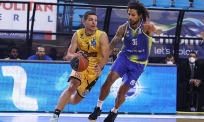 ΑΕΚ: Χειρουργείο για Φλιώνη