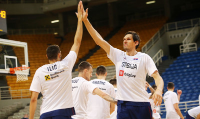 Πήρε θέση για το φλερτ Μαριάνοβιτς και Βίρτους Μπολόνια ο Ραζνάτοβιτς