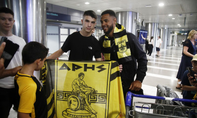 Γκρέι: «Ενθουσιασμένος που βρίσκομαι στη Θεσσαλονίκη – Να βοηθήσω τον Άρη με τα γκολ μου»