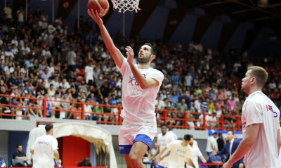 Η εντυπωσιακή εμφάνιση του Παπαπέτρου απέναντι στη Μεγάλη Βρετανία (video)