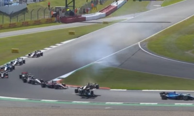 Σοκαριστικό ατύχημα στη Formula 2 - Το halo έσωσε τη ζωή του πιλότου (video)