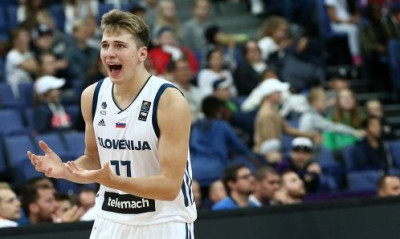 Σουηδία-Σλοβενία 81-84: «Καθάρισε» με μαγικό Ντόντσιτς κι έκανε «δώρο» στην Κροατία