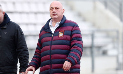 Βόλος: Ευχήθηκε καλό ταξίδι στον Κλάτενμπεργκ και να συνεχίσει τις διακοπές στην Αίγυπτο!