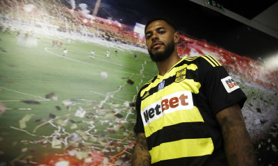 Γκρέι: «Να διεκδικήσουμε με τον Άρη έναν τίτλο στην Ελλάδα» (video)