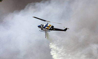 Μεγάλη φωτιά στο Σχηματάρι - Να εκκενωθεί το Δήλεσι ζητά ο δήμαρχος Τανάγρας