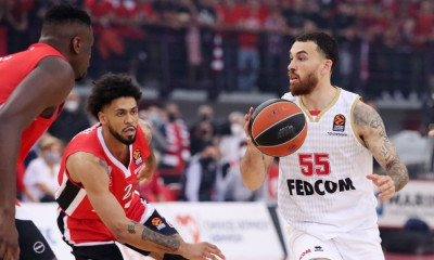 Τζέιμς: «Μεγαλώνοντας κοιτάω περισσότερο προς την απόσυρσή μου»