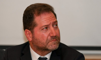 Αλλάζει χέρια απόψε η ΑΕΛ – Μήνυμα ενότητας και αναγέννησης από τον Νταβέλη