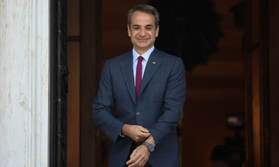 Τηλεφώνημα-έκπληξη του Μητσοτάκη στον Μάτζικ Τζόνσον που κάνει διακοπές στην Ελλάδα! (photo)