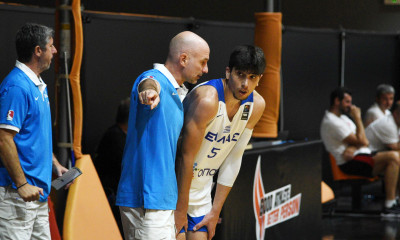 Eθνική Εφήβων: Πάλεψε αλλά λύγισε