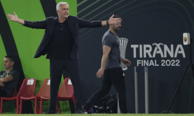 Χτύπησε ξανά ο Μουρίνιο - Η κίνηση για να θυμάται πάντα τα τρία ευρωπαϊκά Κύπελλά του