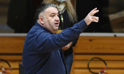 Γιατράς: «Να δούμε τα λάθη μας και να βελτιωθούμε»