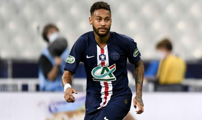 «Μπελάδες» για Νεϊμάρ - Μοντέλο έβγαλε στην φόρα τα μηνύματα του