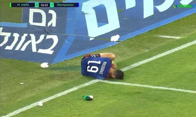 Μακάμπι Χάιφα-Ολυμπιακός: Πέταξαν αντικείμενα στον Μασούρα οι Ισραηλινοί! (video)