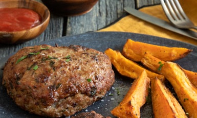 Άκης Πετρετζίκης: Μπιφτέκια γεμιστά με ντομάτα και φέτα