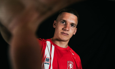 Στη Τβέντε κι επίσημα ο Τζόλης