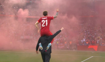 Τρόπαιο-γίγαντας για τον Τσιμίκα - Η εξωπραγματική ψαριά σε λίμνη (photo)