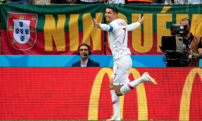 Μάντσεστερ Γιουνάιτεντ: Με Μέντες ο Κριστιάνο για τις επαφές - «Παρών» ο Φέργκιουσον να τον πείσει