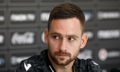 Ζίβκοβιτς: «Την ανατροπή με τον κόσμο στο πλευρό μας»