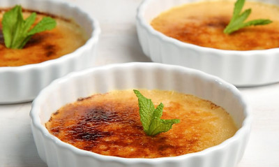 Άκης Πετρετζίκης: Κλασική κρεμ μπρουλέ