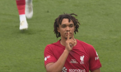 Λίβερπουλ-Μάντσεστερ Σίτι: Το 1-0 ο Αλεξάντερ-Άρνολντ και σιωπηρήριο στους οπαδούς των «μπλε»! (vid)