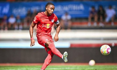 Γερμανία: Παίκτης της χρονιάς ο Ενκουνκού (video)