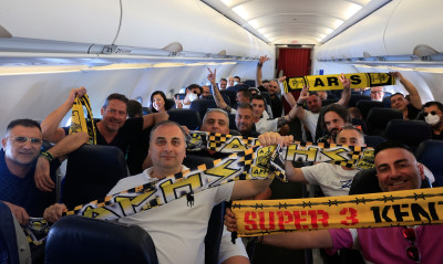 Άρης: Με οπαδούς η πτήση, οι ευχές του πιλότου (Photos)