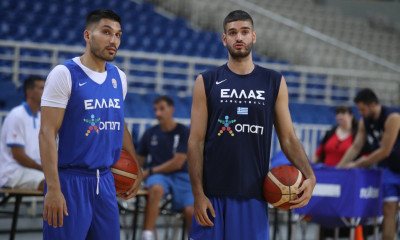 Μαντζούκας: «Τεράστια τιμή να φοράω το εθνόσημο» - Τι δήλωσαν οι νέοι της ομάδας