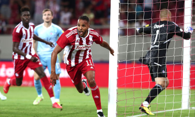 Ολυμπιακός-Σλόβαν Μπρατισλάβας 1-1: Τον κράτησε όρθιο αλλά έχει πρόβλημα (photos)