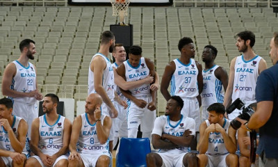 Εθνική Ανδρών: Το παρασκήνιο της φωτογράφισης γεμάτο χαμόγελα (video)