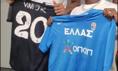 Γιάννης Αντετοκούνμπο: Αντάλλαξε φανέλες με τον Βινίσιους στη Μαδρίτη (video)