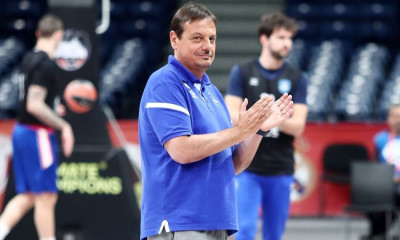 Μίτσοφ: «Ο Αταμάν προτιμούσε να πηγαίνει στη θάλασσα από τις προπονήσεις»