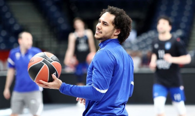 Αναντολού Εφές: Έναρξη προετοιμασίας με τέσσερις παίκτες για τους πρωταθλητές Ευρώπης (photo)