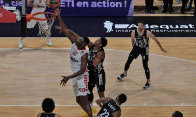 Euroleague: Οι κορυφαίες«πτήσεις» του Κώστα Αντετοκούνμπο (video)