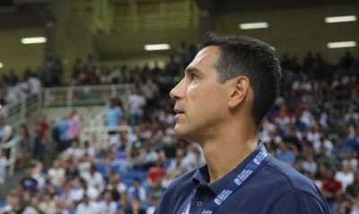 Εθνική Ανδρών: Η έκπληξη γενεθλίων στον Νίκο Ζήση στο ΟΑΚΑ (video)