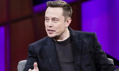 «Τρέλανε» τους οπαδούς της Γιουνάιτεντ ο Έλον Μασκ - «Σας έκανα πλάκα, δεν την αγοράζω»